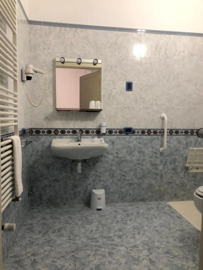 Hotel Domus Cerreto dʼEsi Dış mekan fotoğraf